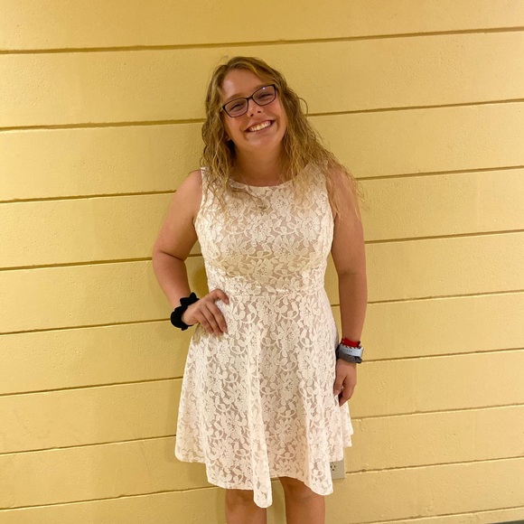 Meet your Posher, Kileigh - Picture 1 of 1